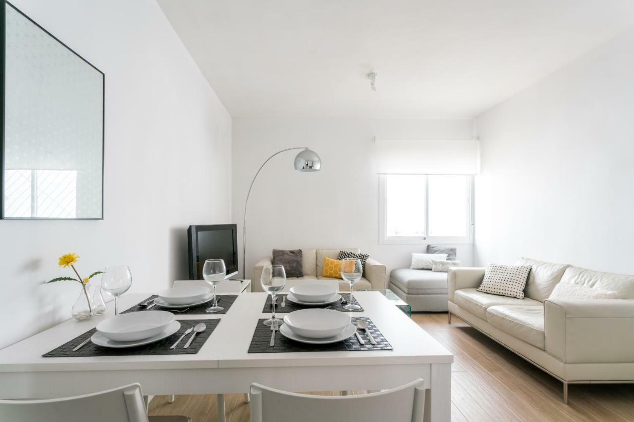 Triana 3 Bedrooms & 2 Bath Parking Included Seville Exterior photo